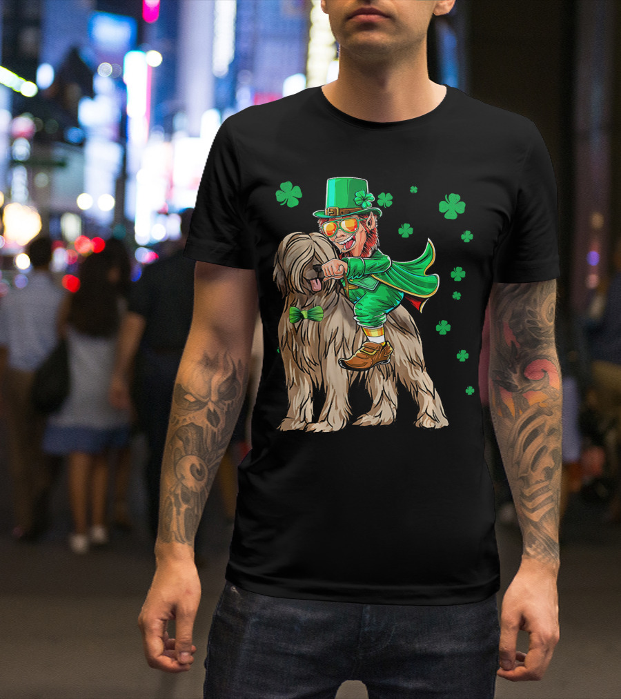 Leprechaun With Briard Surrounded By Shamrocks For St. Patrick's Day T-Shirt