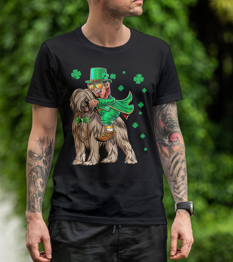 Leprechaun With Briard Surrounded By Shamrocks For St. Patrick's Day T-Shirt