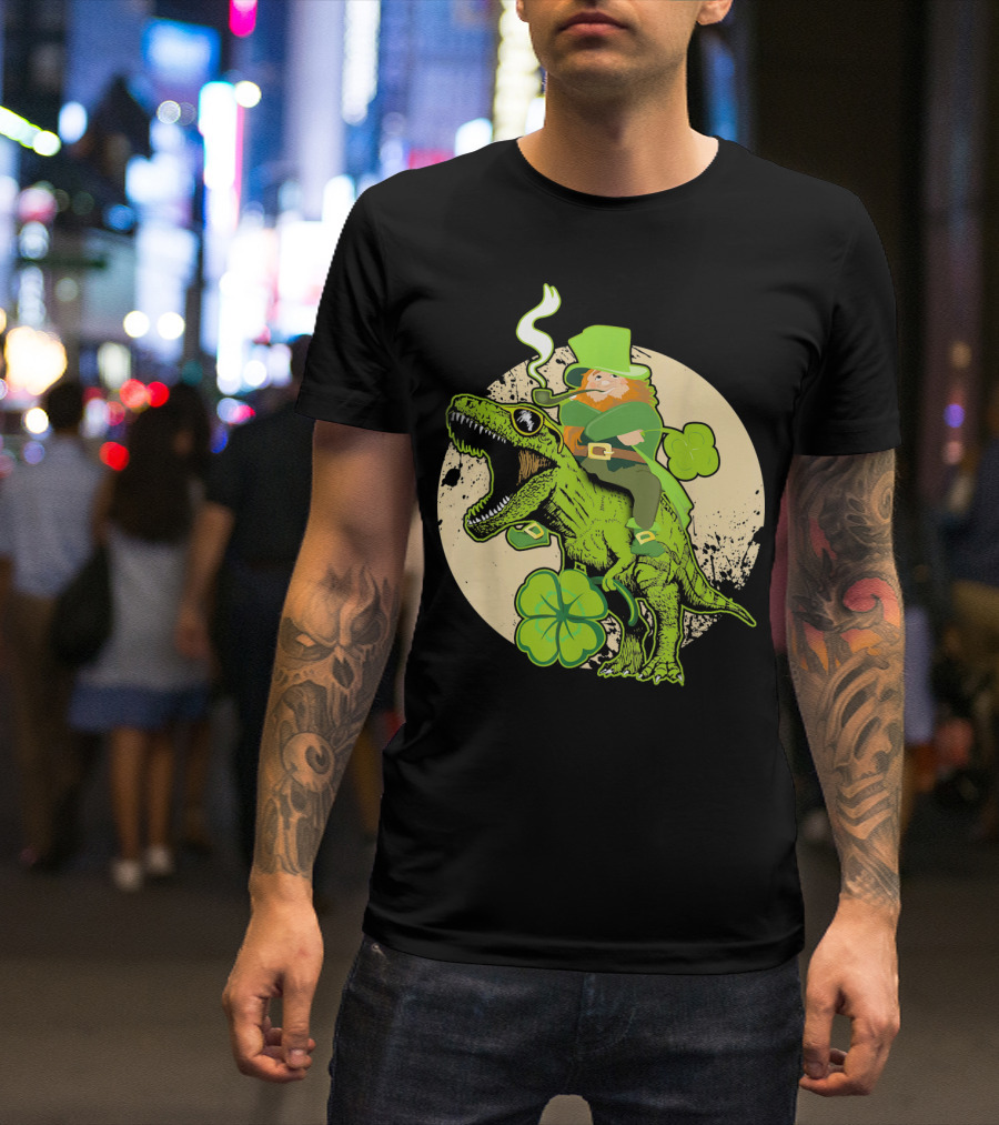 St Patricks Day Leprechaun Riding Dinosaur With Shamrocks T-Shirt