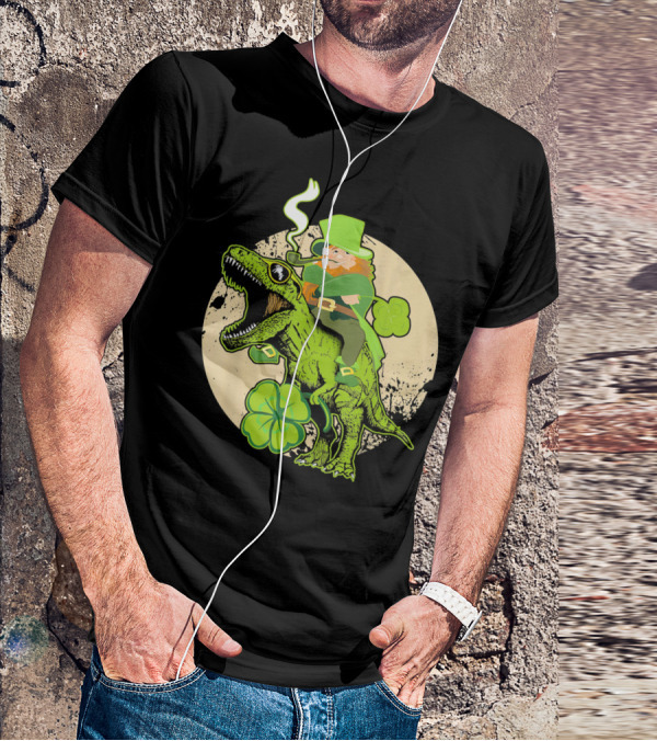 St Patricks Day Leprechaun Riding Dinosaur With Shamrocks T-Shirt