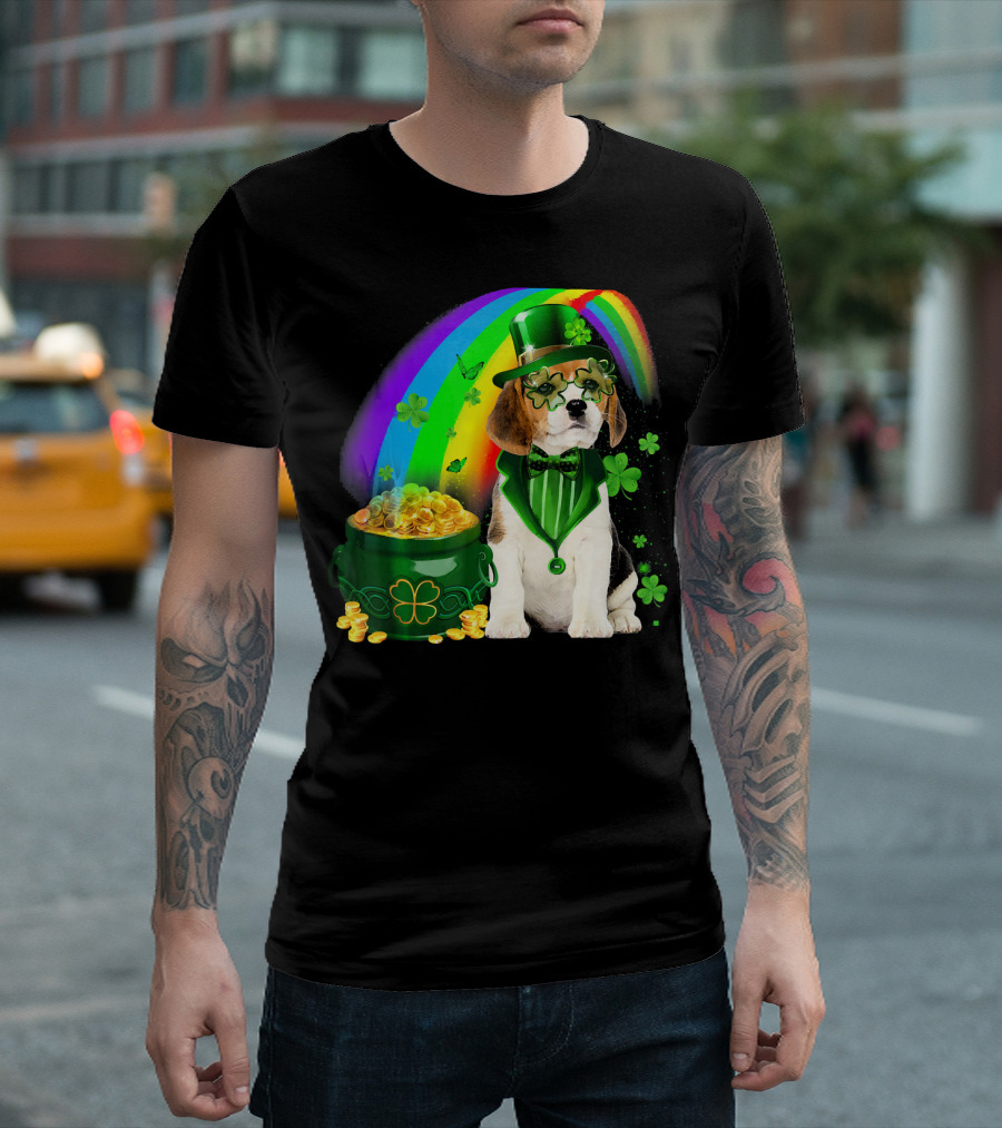 Beagle Dog Rainbow Leprechaun Hat Shamrock Coin Pot T-Shirt