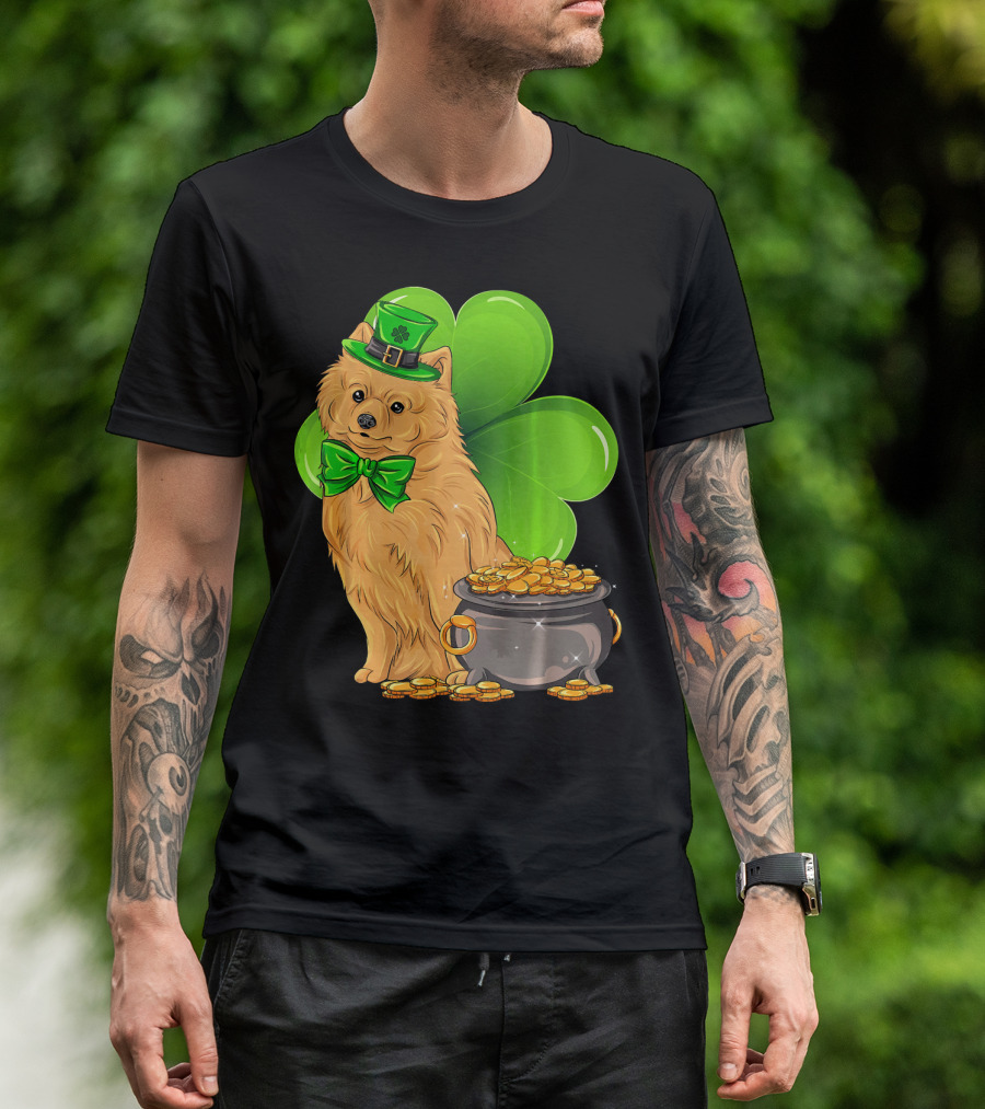 Pomeranian St Patricks Day Leprechaun Dog With Pot Of Gold And Clover T-Shirt