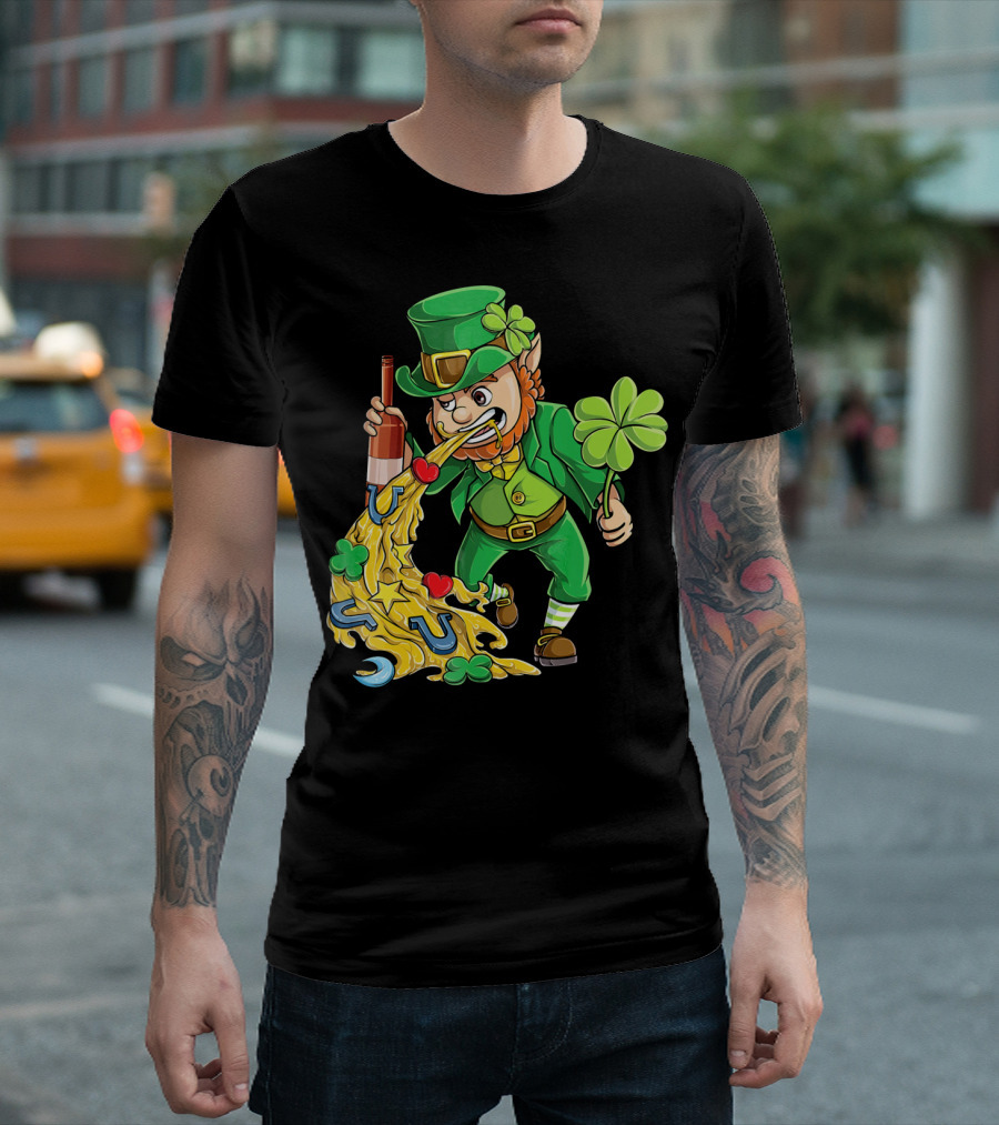 St Patricks Day Leprechaun Pouring Shamrocks Hearts Horseshoes and Stars T-Shirt