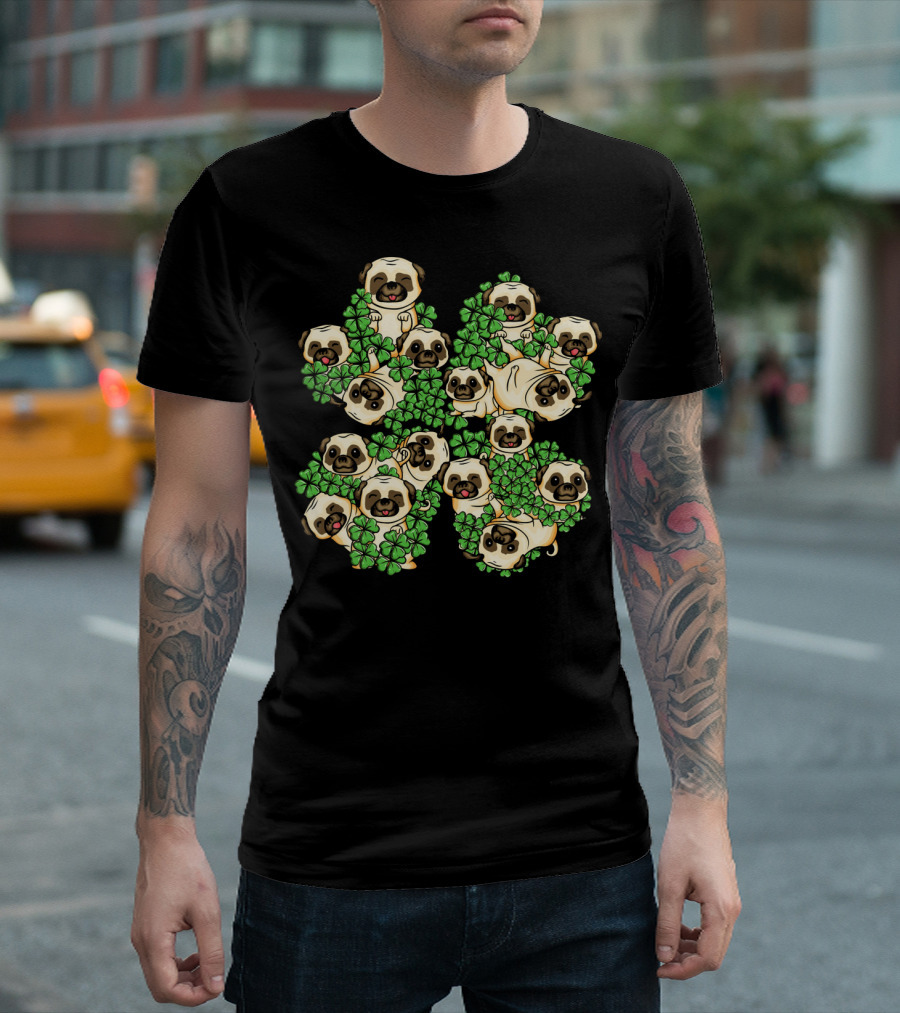 Pug St. Patricks Day Irish Pug Shamrock Clover Pugs T-Shirt