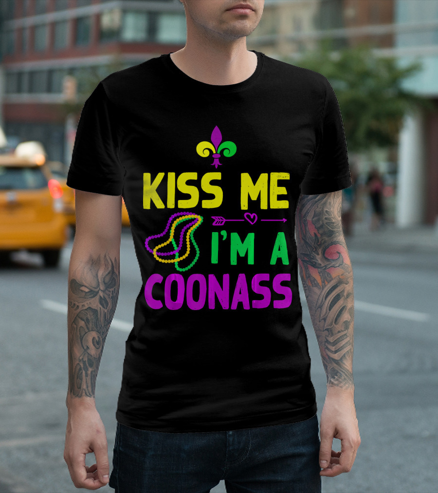 Kiss Me I'm A Coonass Mardi Gras Fleur-de-Lis Beads T-Shirt