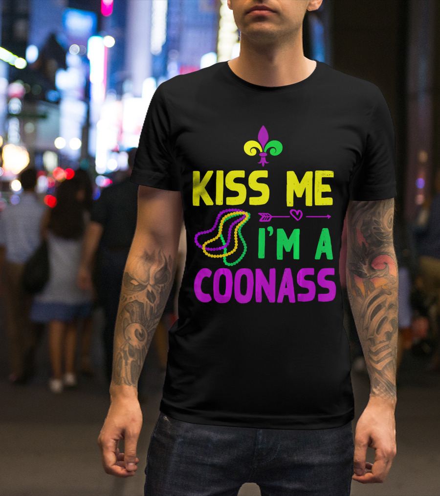 Kiss Me I'm A Coonass Mardi Gras Fleur-de-Lis Beads T-Shirt