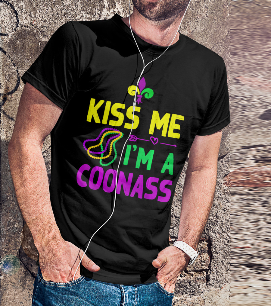 Kiss Me I'm A Coonass Mardi Gras Fleur-de-Lis Beads T-Shirt