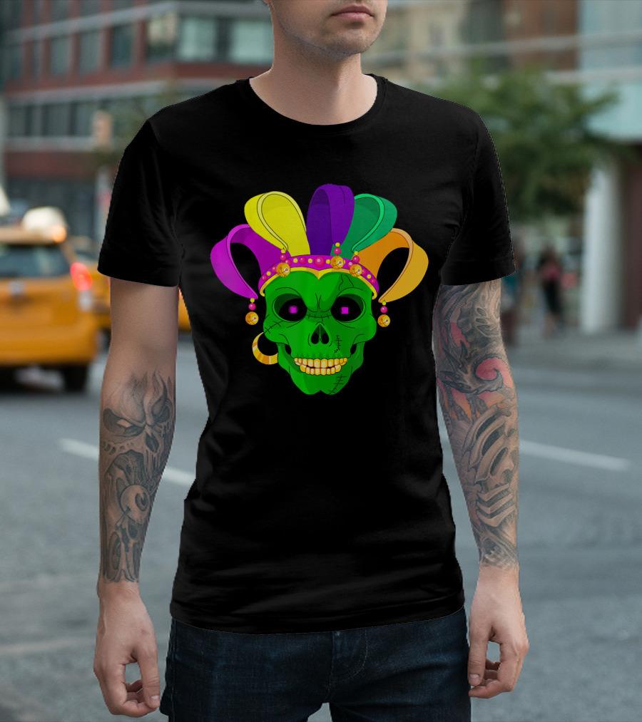 Skull Face Green Jester Hat Mardi Gras T-Shirt