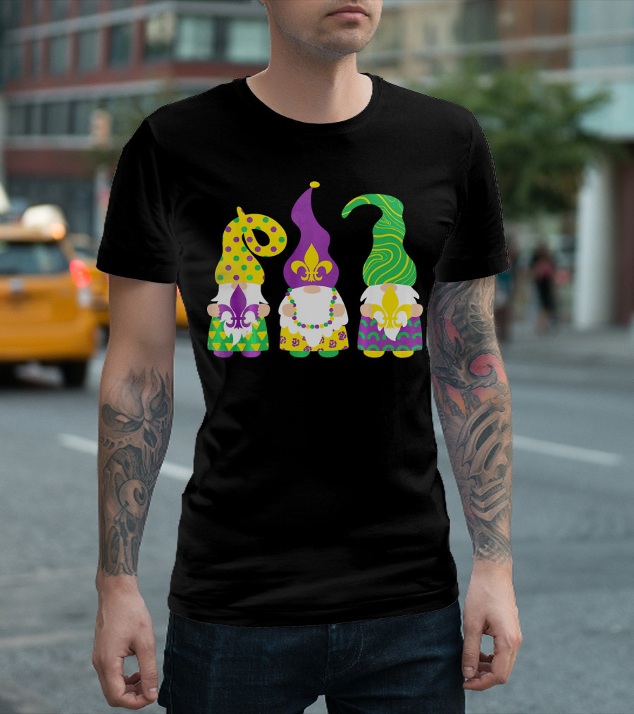 Gnomes Mardi Gras Shrove Tuesday Fleur-de-lis Beads Carnival T-Shirt