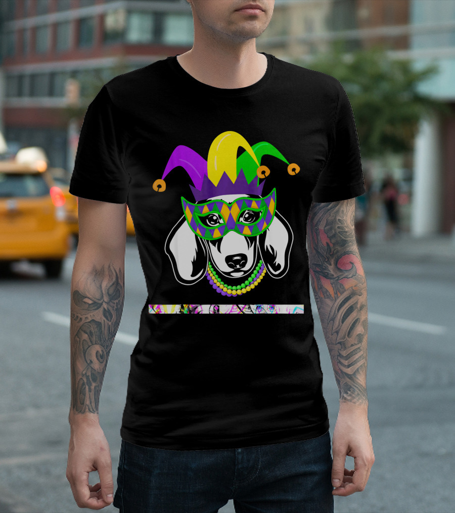 Mardi Gras Dachshund Jester Mask Beads Dogs Love T-Shirt
