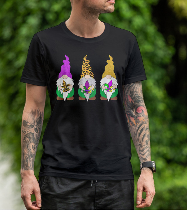 Mardi Gras Festival Colors Glitter Leopard Pattern Gnomes With Fleur-de-Lis T-Shirt