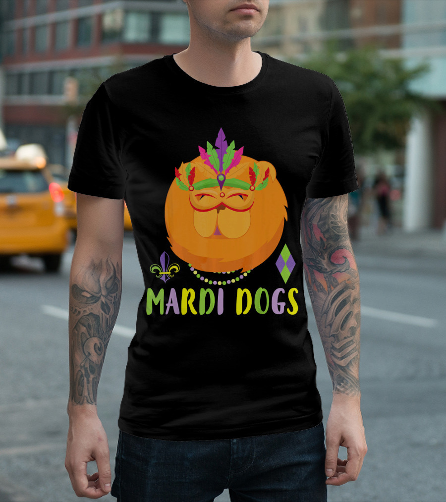 Mardi Dogs Chow Chow Costume with Beads and Mardi Gras Mask T-Shirt