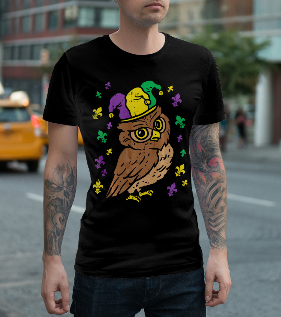 Jester Owl Mardi Gras Bird Animal Lover T-Shirt