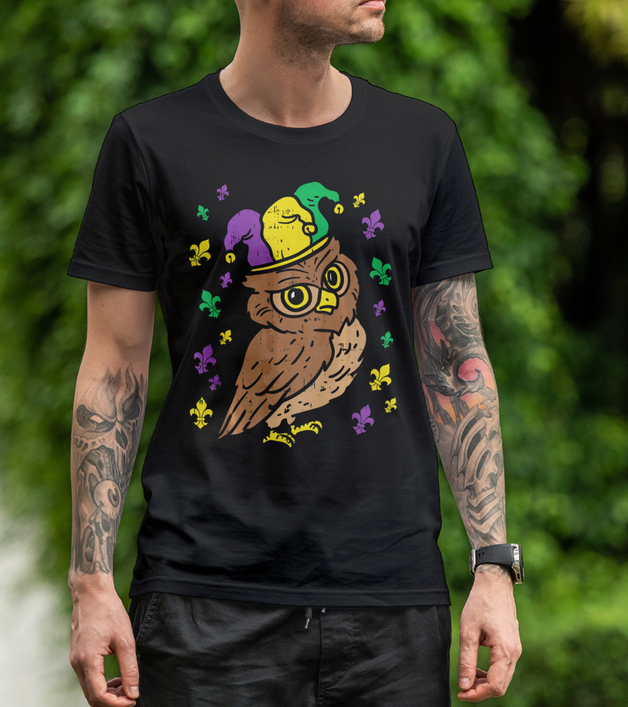 Jester Owl Mardi Gras Bird Animal Lover T-Shirt