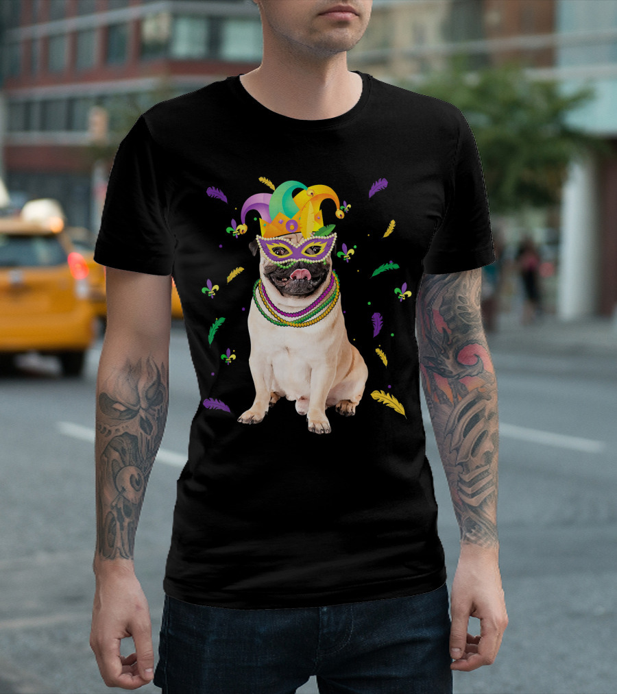 Mardi Gras Pug with Beads and Jester Mask T-Shirt