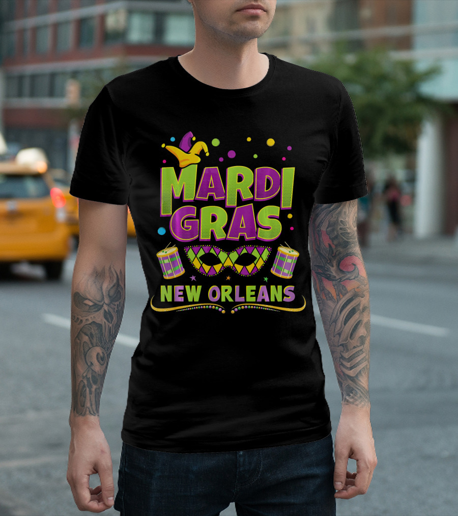 Mardi Gras New Orleans Jester Mask Drums T-Shirt