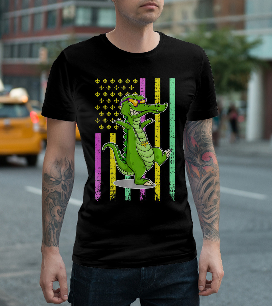 Mardi Gras Alligator With Sunglasses And Flag Background T-Shirt