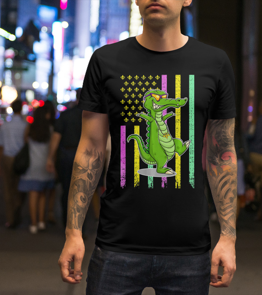Mardi Gras Alligator With Sunglasses And Flag Background T-Shirt