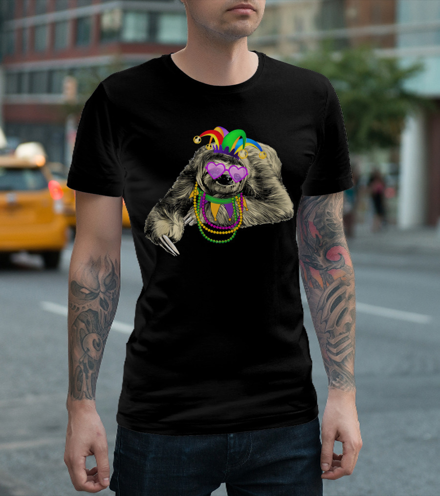 Funny Mardi Gras Jester Sloth with Beads and Mask T-Shirt