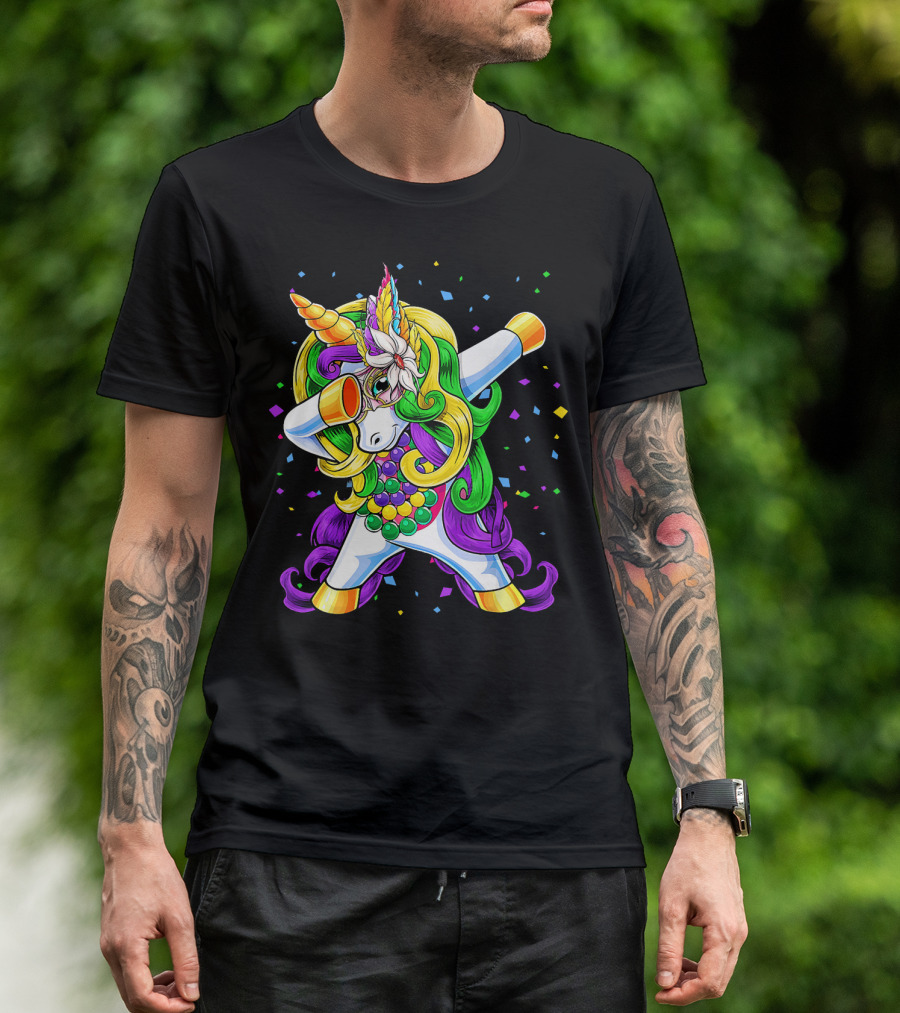 Dabbing Unicorn Mardi Gras Beads With Colorful Confetti T-Shirt