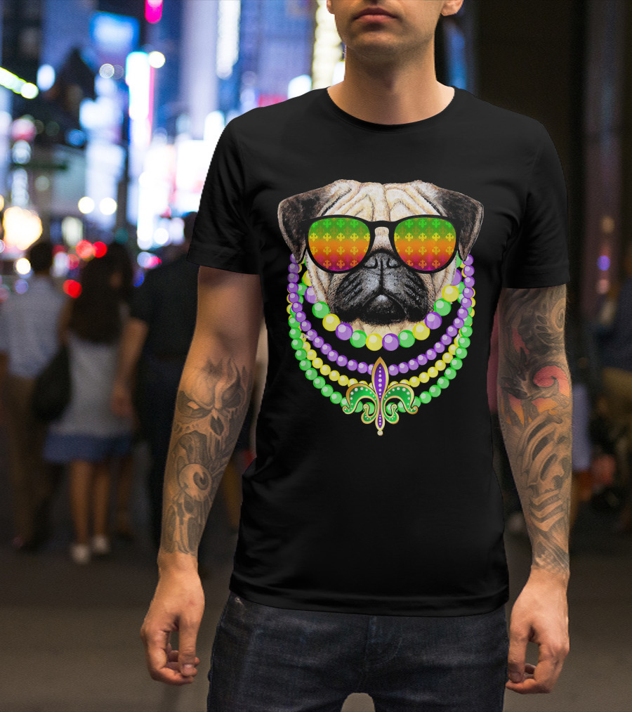 Pug With Beads And Sunglasses Fleur-de-Lis Mardi Gras T-Shirt