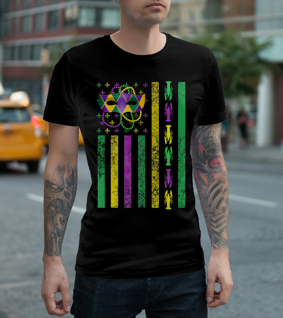 Mardi Gras Mask Beads Crawfish With American Flag Stripes T-Shirt