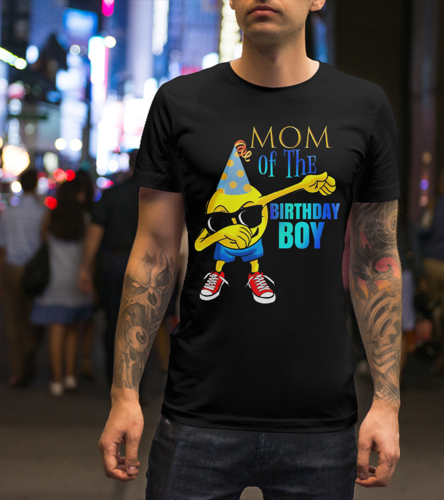 MOM Of The Birthday Boy Dancing Dabbing Emoji T-Shirt