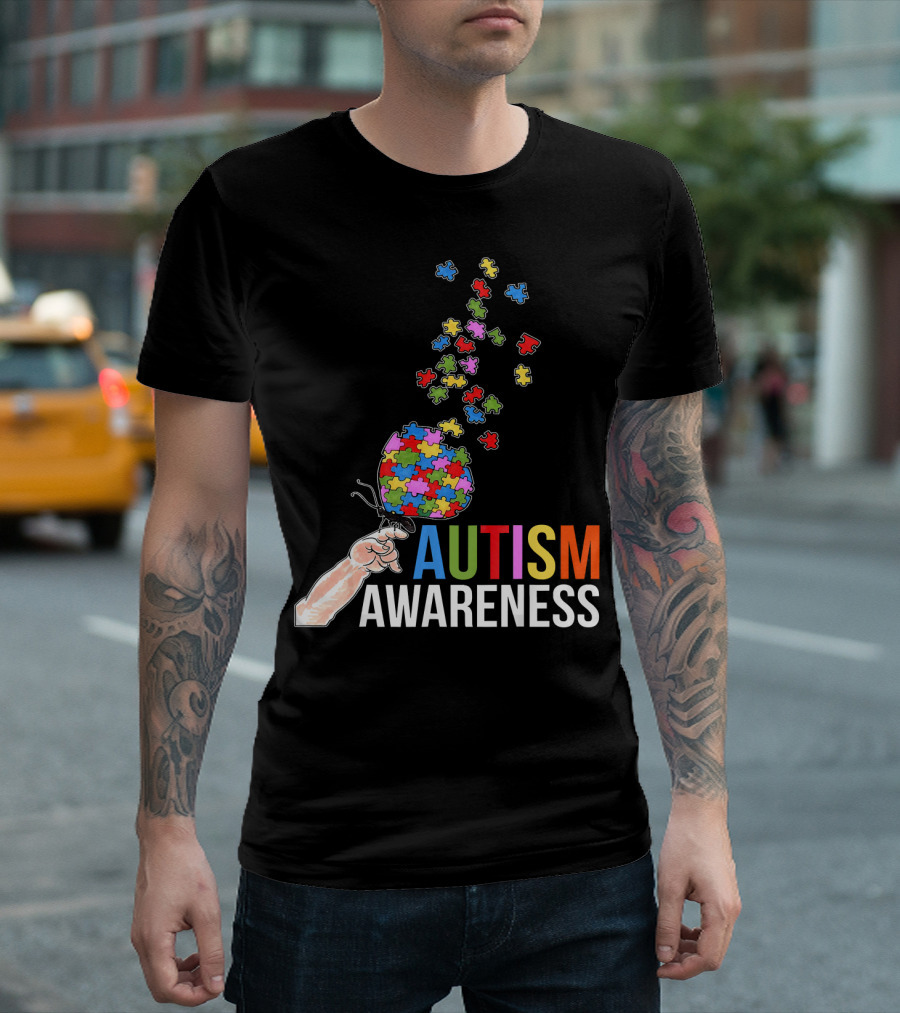 Autism Awareness Butterfly Puzzle Pieces Balloon T-Shirt