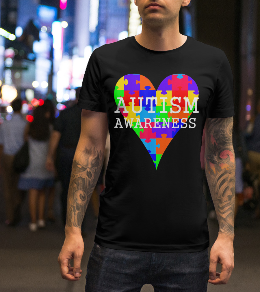 AUTISM AWARENESS PUZZLE HEART RAINBOW T-Shirt