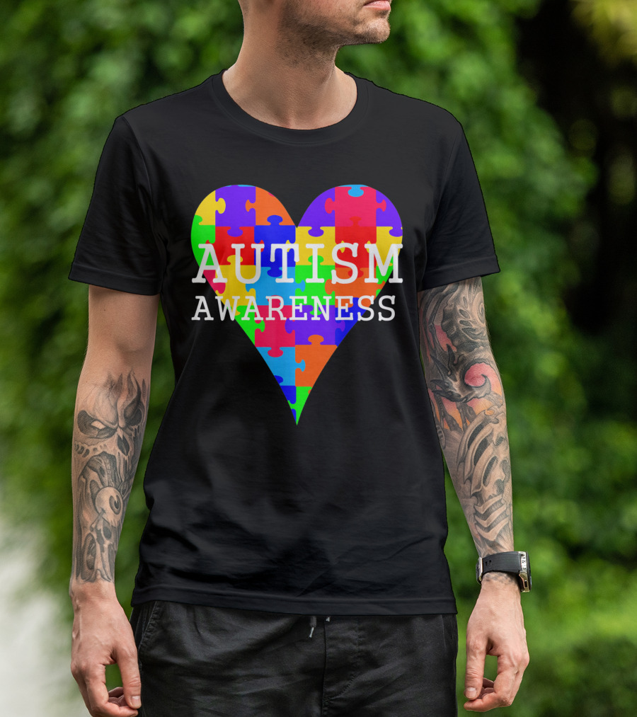 AUTISM AWARENESS PUZZLE HEART RAINBOW T-Shirt