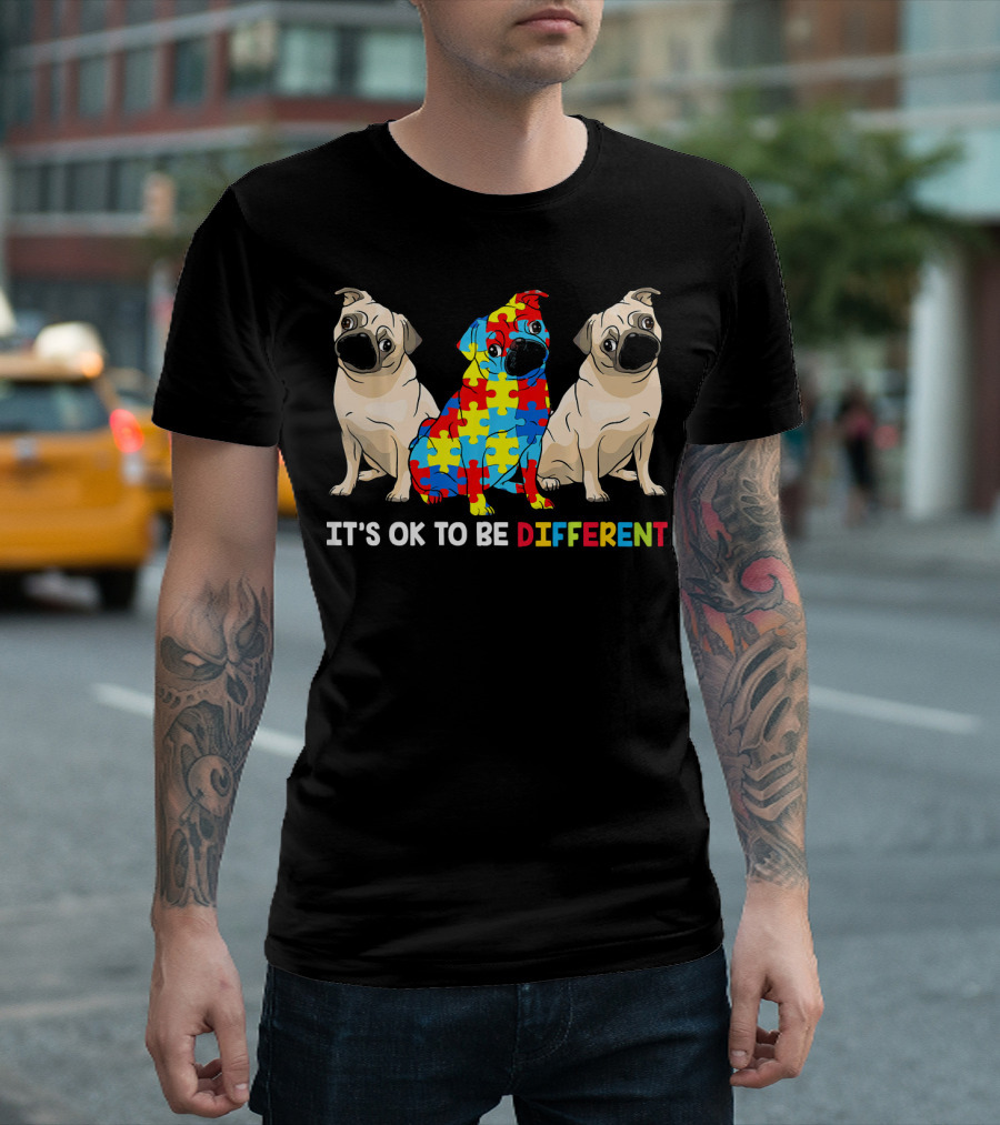 ITS OK TO BE DIFFERENT PUG AUTISM AWARENESS PUZZLE PIECES T-Shirt