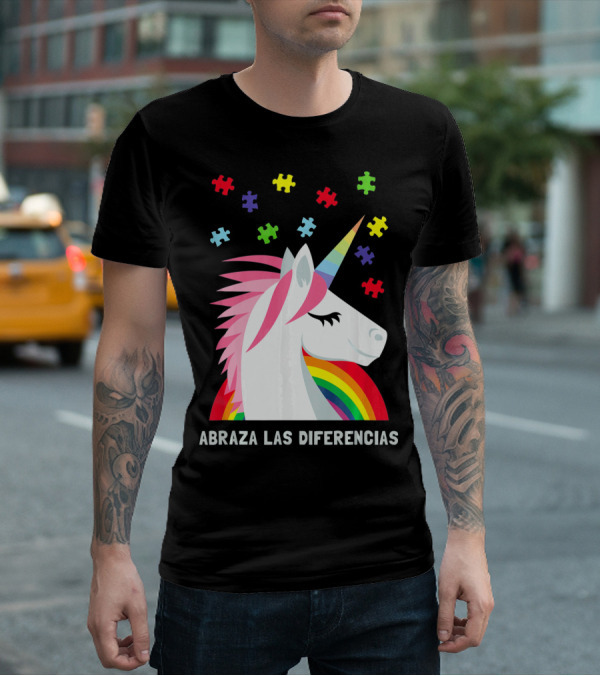 Abraza Las Diferencias Autism Awareness Spanish Unicorn Puzzle Pieces T-Shirt