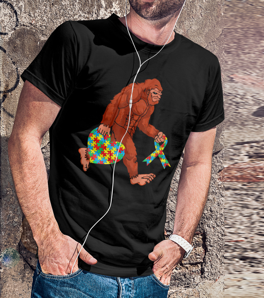 Funny Bigfoot Holding Autism Awareness Puzzle Heart T-Shirt