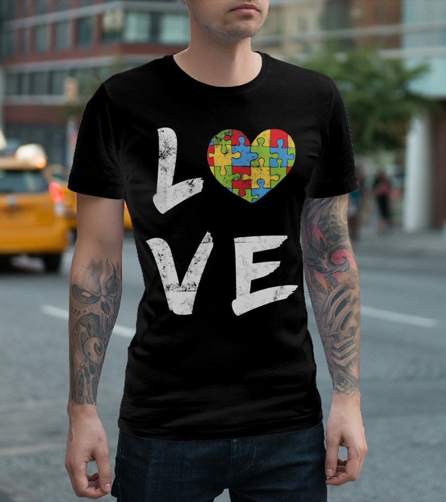 LOVE Autism Mom Puzzle Heart Autism T-Shirt