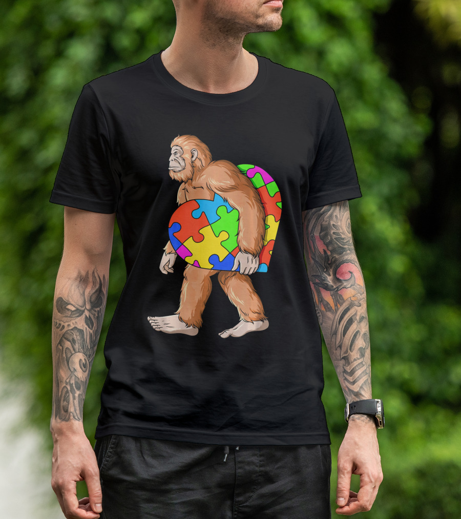 Bigfoot Holding Heart-Shaped Autism Awareness Puzzle T-Shirt