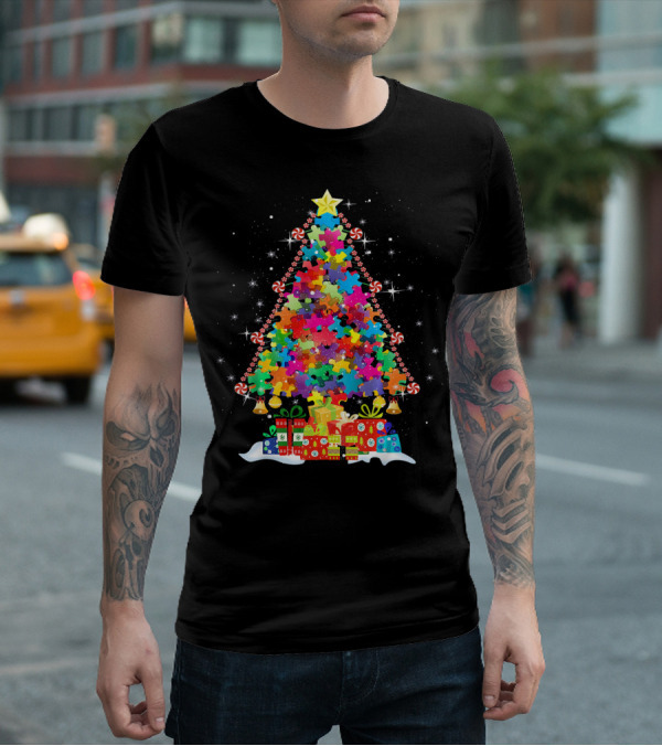 Autism Awareness Puzzle Pieces Christmas Tree With Star And Presents T-Shirt