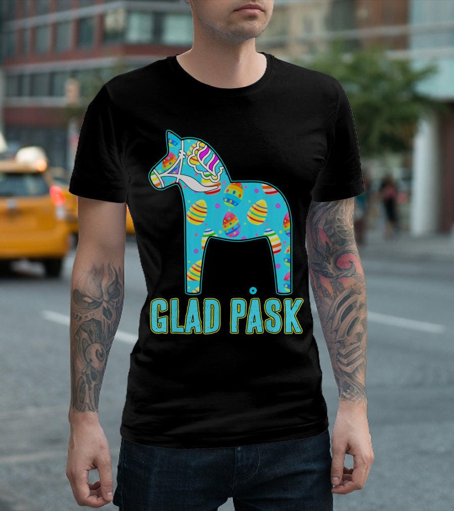 Glad Påsk Swedish Easter Dala Horse with Colorful Eggs T-Shirt