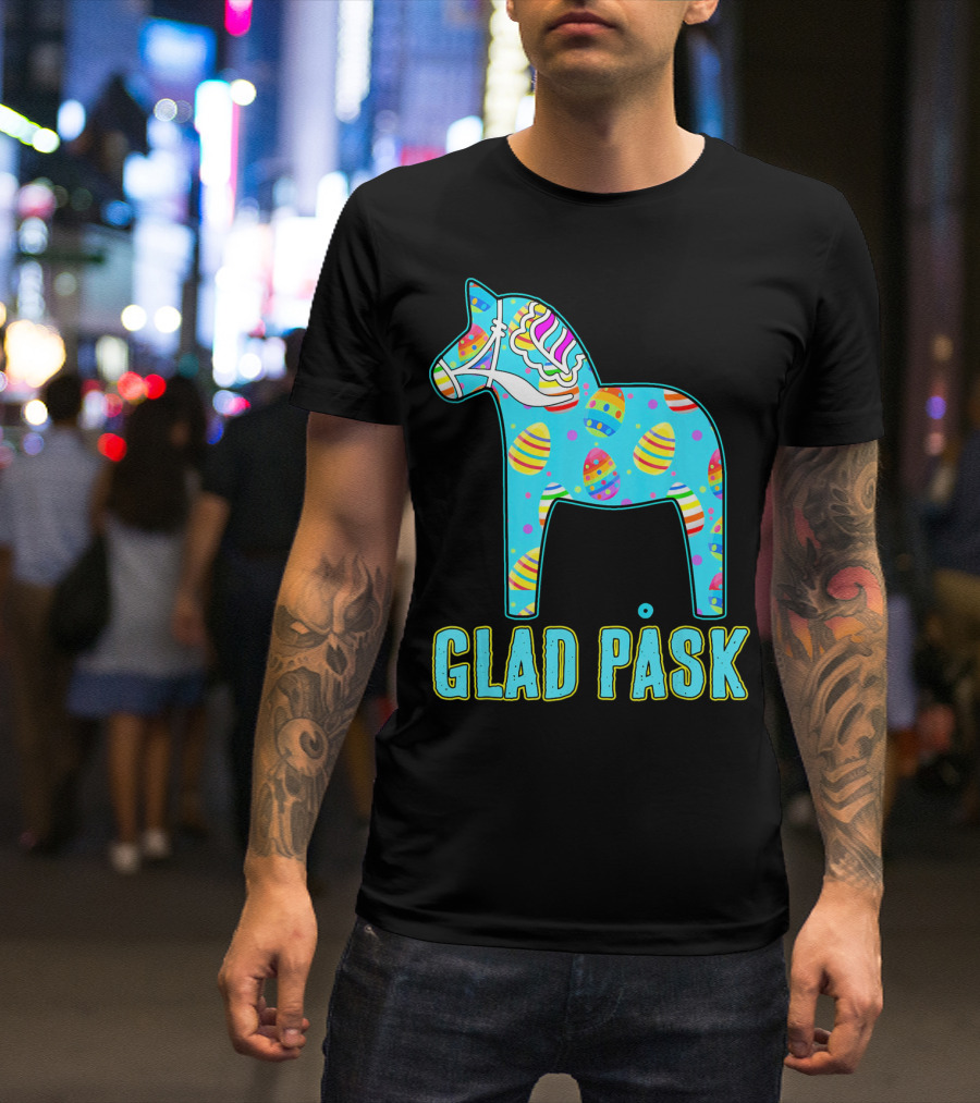 Glad Påsk Swedish Easter Dala Horse With Colorful Eggs T-Shirt