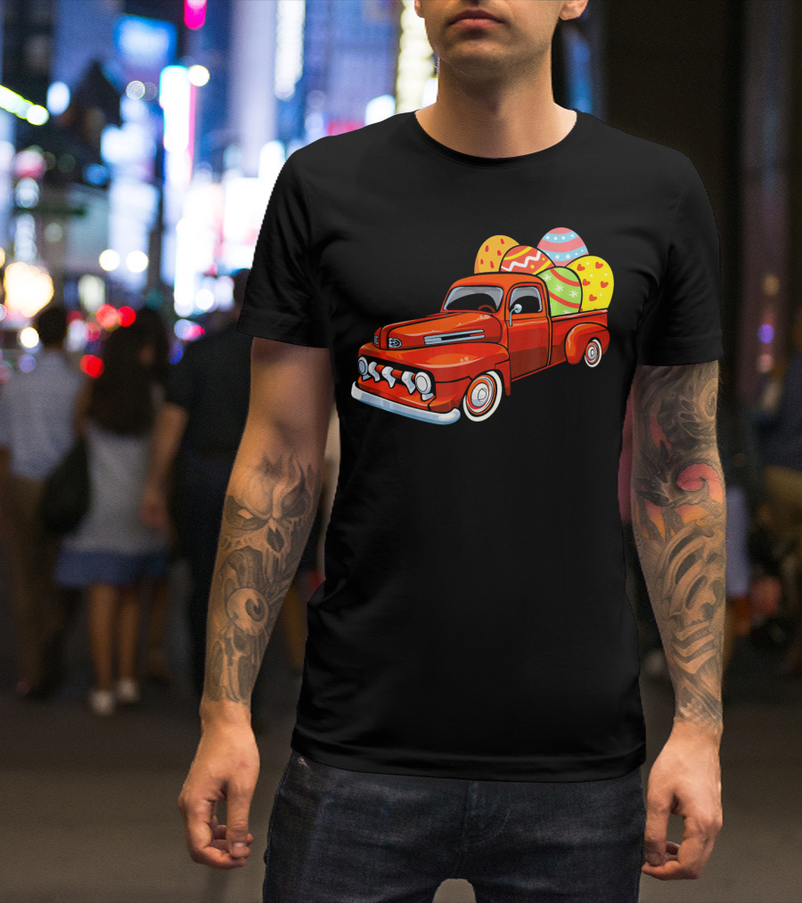 Vintage Easter Egg Pickup Truck With Colorful Eggs T-Shirt