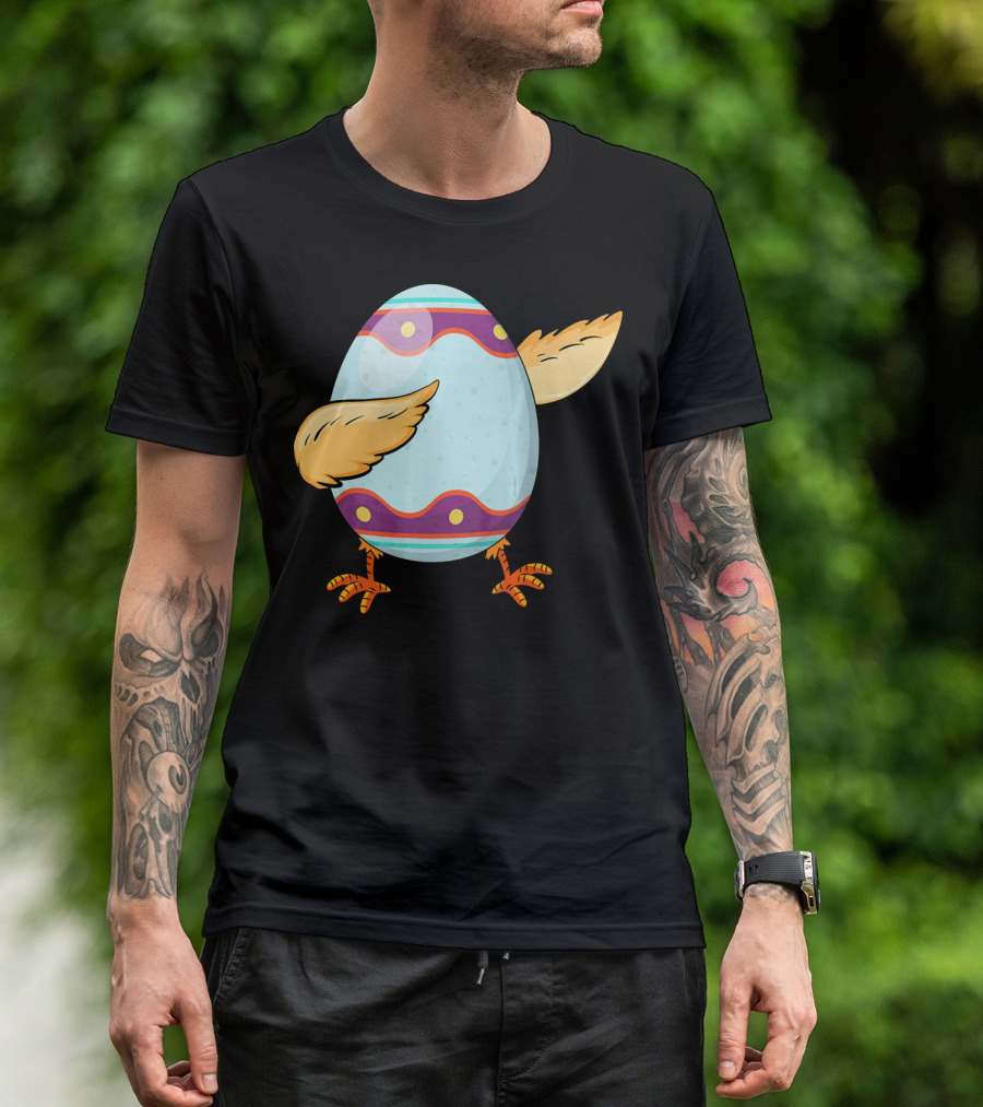 Happy Easter Day Funny Dabbing Egg With Wings And Feet T-Shirt