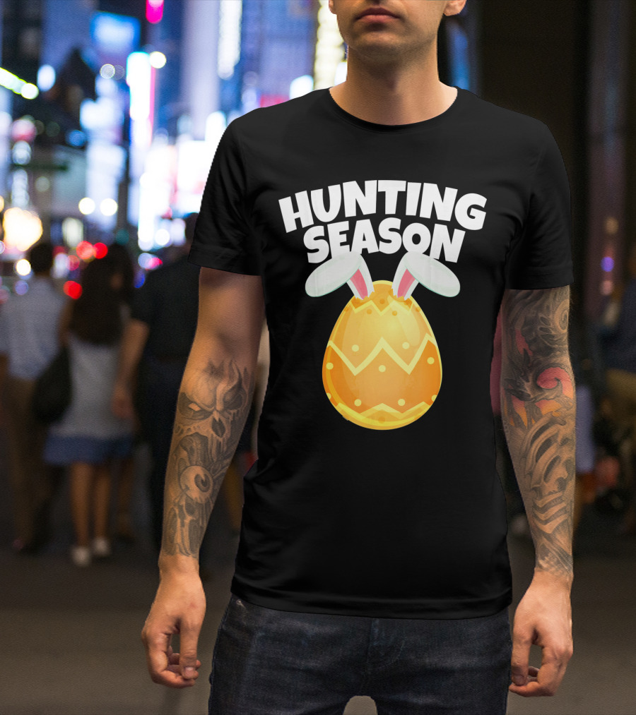Hunting Season Happy Easter Egg Bun With Bunny Ears T-Shirt