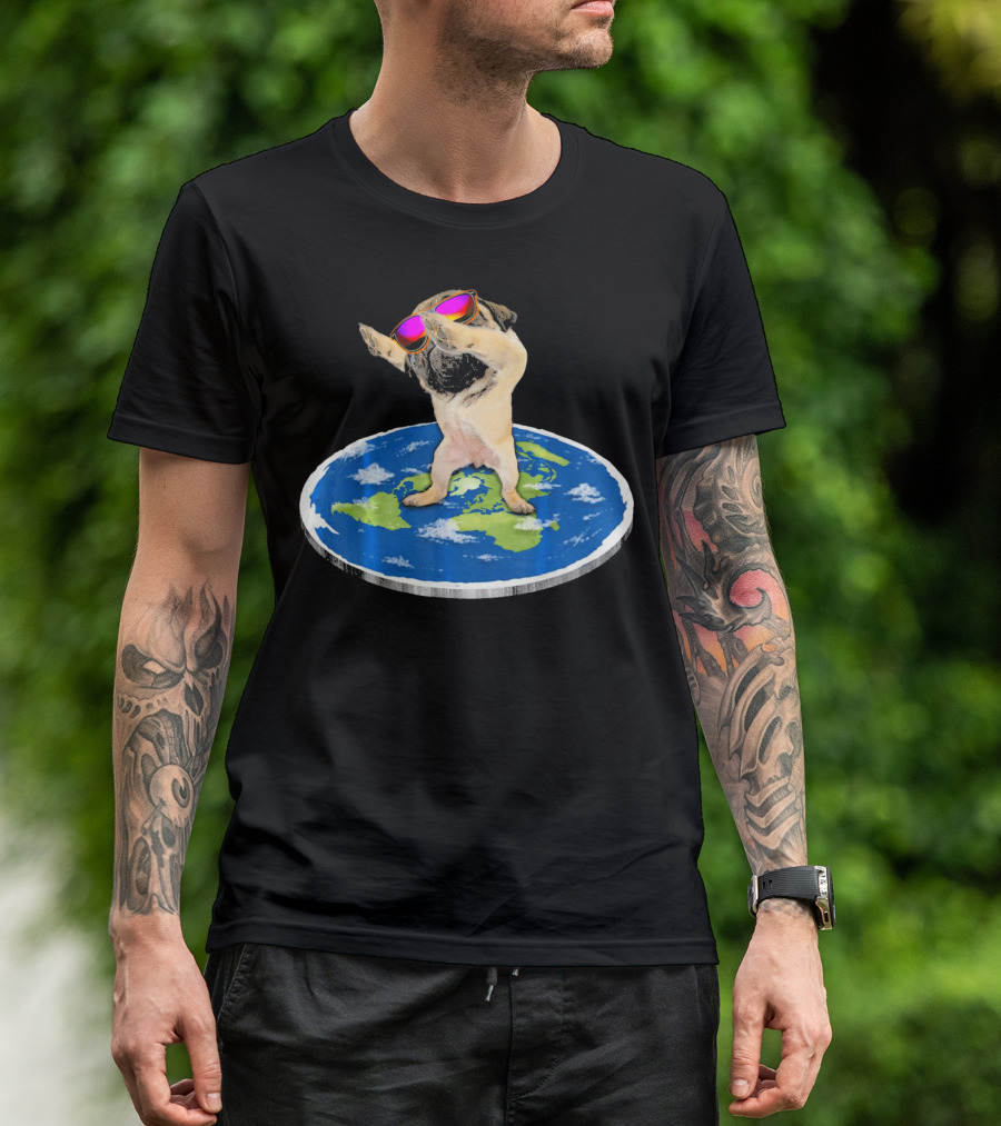 Flat Earth Pug Dabbing With Sunglasses On World Map T-Shirt