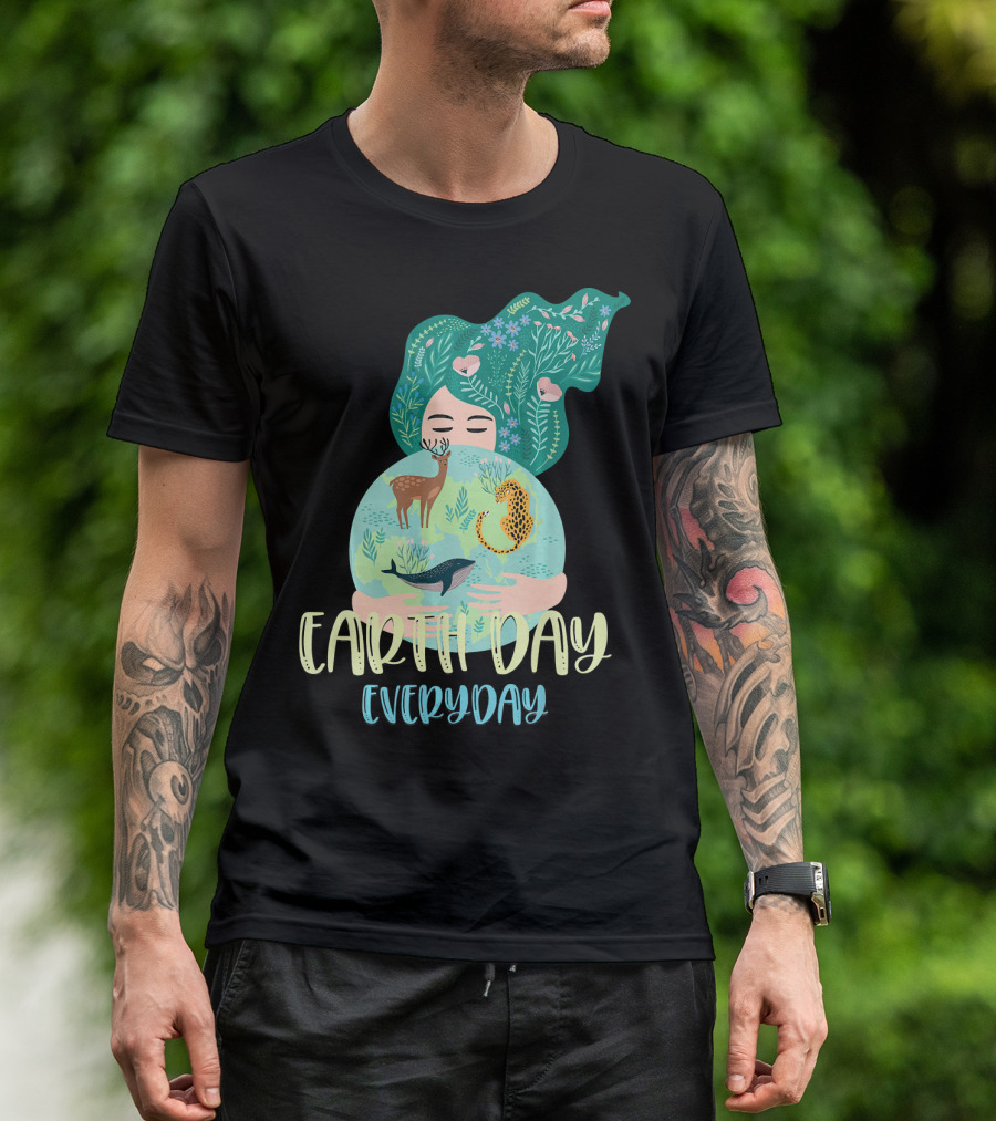 EARTH DAY EVERYDAY For Girls With Nature And Wildlife Elements T-Shirt