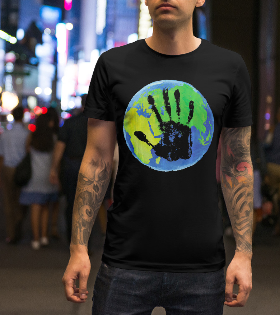 Earth Day Globe With Handprint Nature Conservation T-Shirt