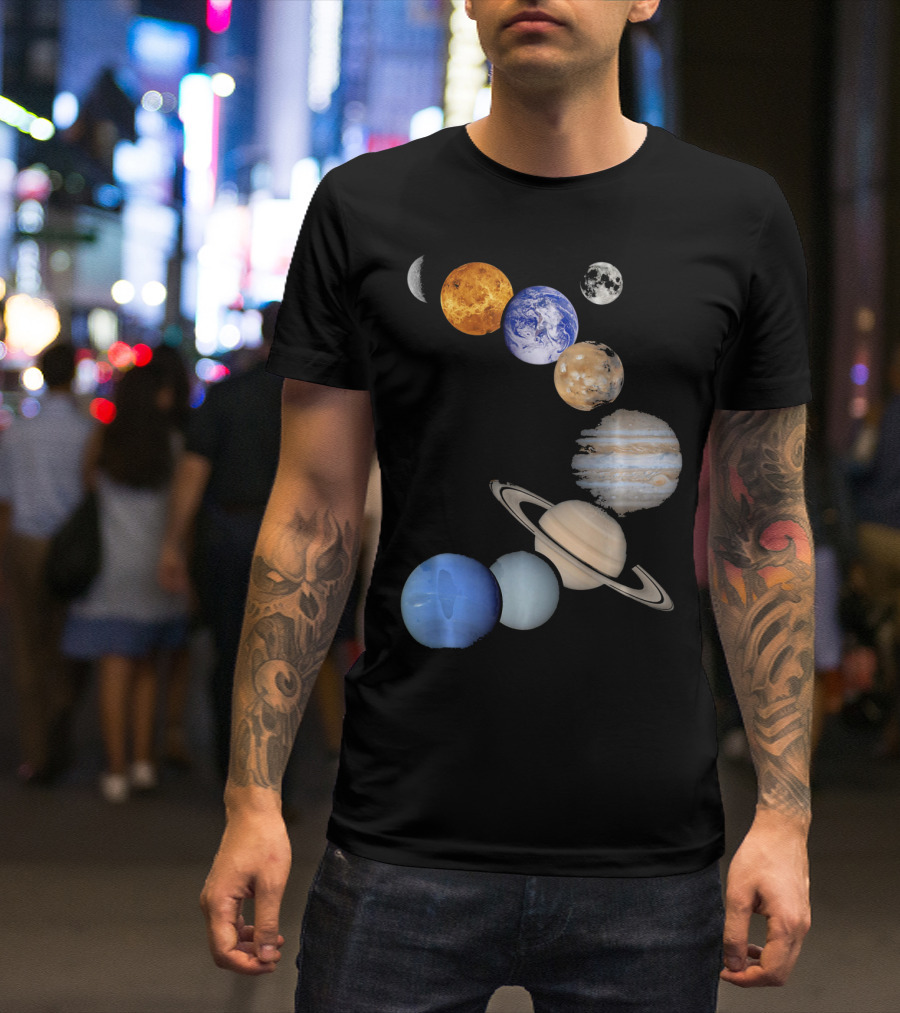 Planet Solar System Earth Moon Sun Mars Jupiter Saturn Neptune Uranus T-Shirt