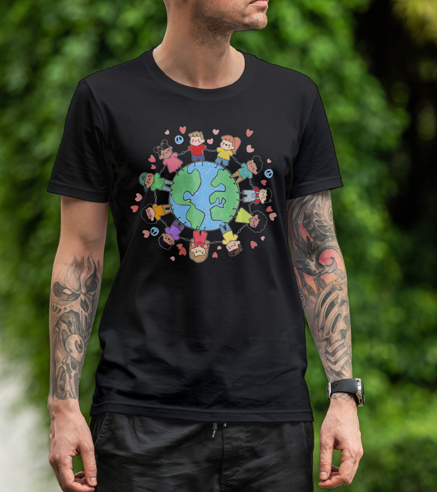 Children Holding Hands Around The World For Earth Peace And Love T-Shirt