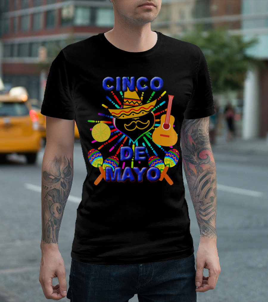 FUNNY LOCO CINCO DE MAYO CELEBRATE GUITAR MARIACHI SOMBRERO MARACAS T-Shirt