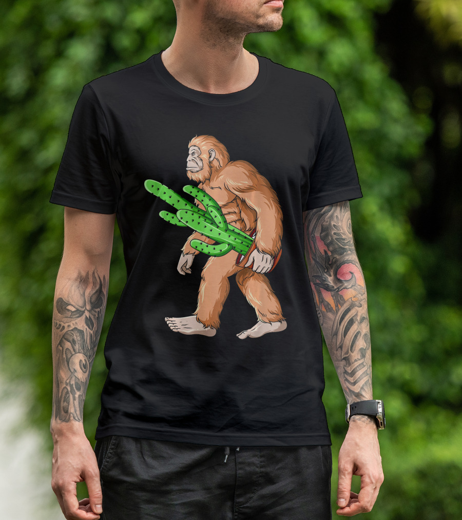 Bigfoot Carrying Cactus Sasquatch Mexico T-Shirt
