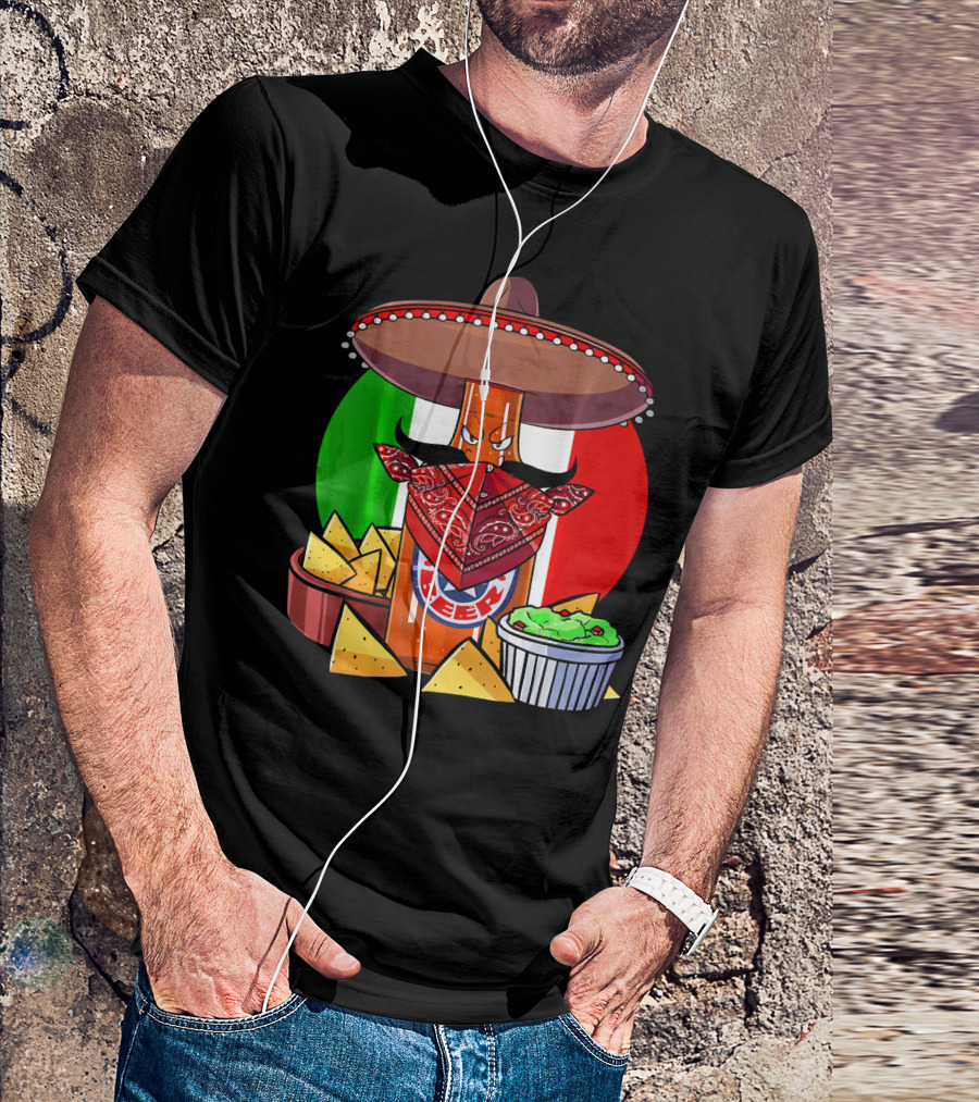 Funny Cinco De Mayo Beer Bottle With Sombrero And Guacamole Fiesta Napkin Bandana T-Shirt