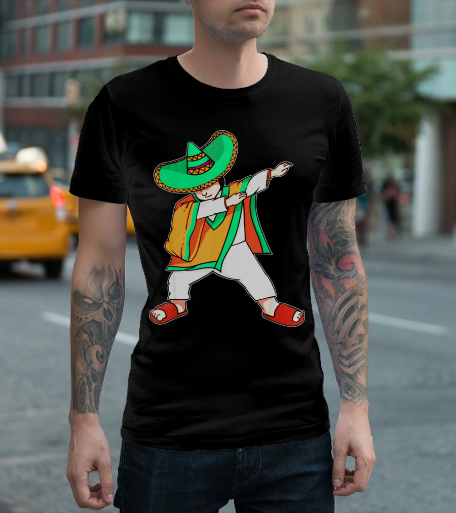Mexican Poncho Sombrero Dabbing Cinco De Mayo T-Shirt